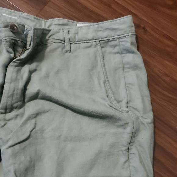 AG Adriano Goldschmied Light Green Flat Front Shorts - Picture 7 of 11